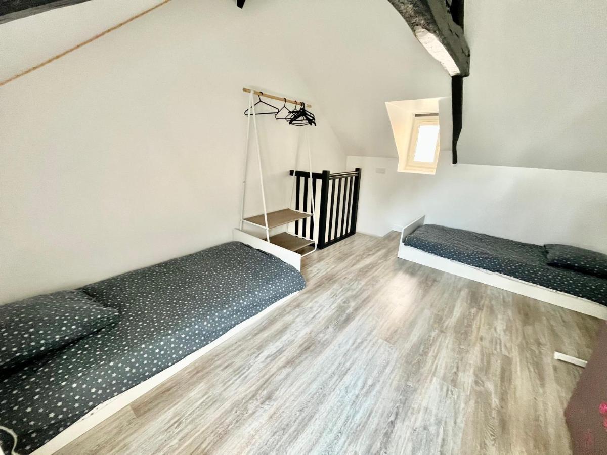 Charmante Maison Au Coeur De Виллервиль Экстерьер фото